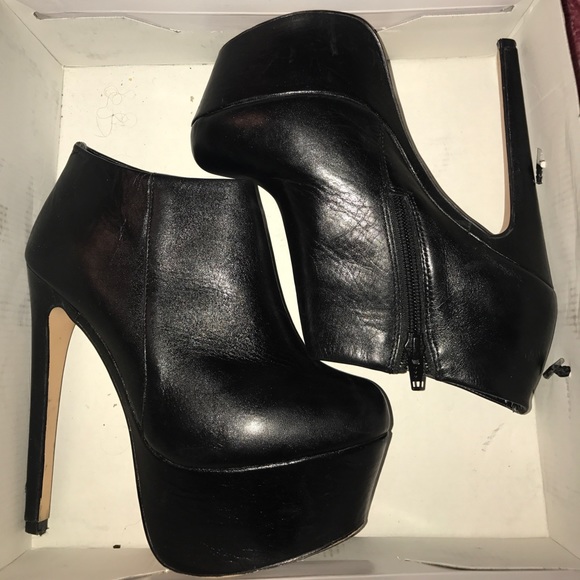 ALDO ankle heels - Picture 1 of 3