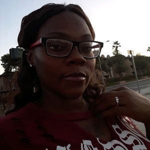 Meet your Posher, Kizzie