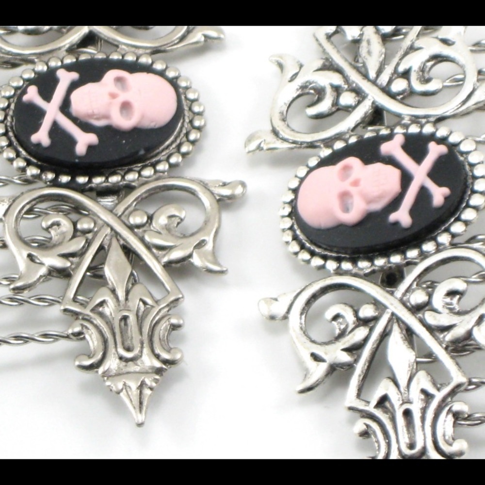 Gothic hair combs