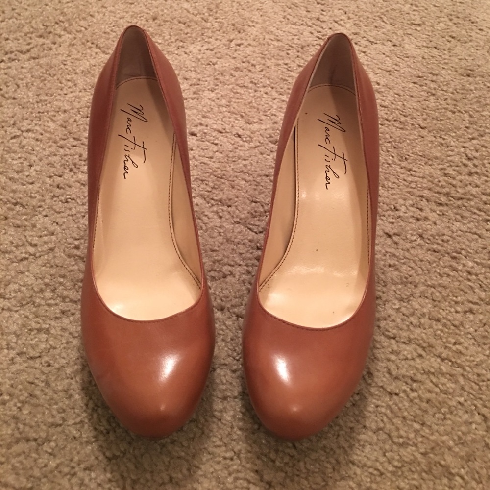 Marc Fisher heels light brown leather