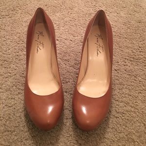 Marc Fisher heels light brown leather