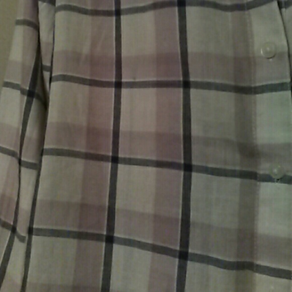 Last Chance Old Navy Classic Shirt - Picture 3 of 3