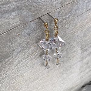 Selena Zircon brass earring