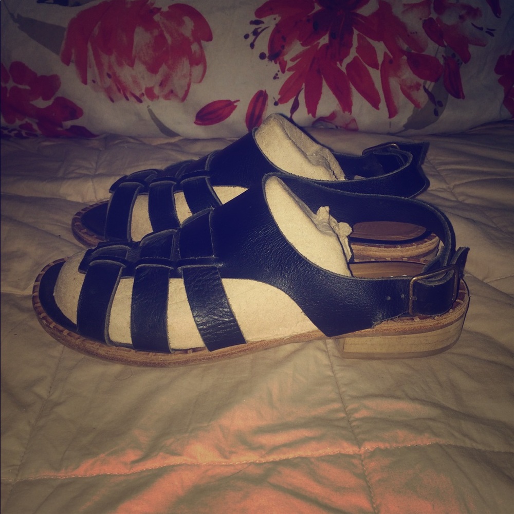 KUPURI Leather Sandals