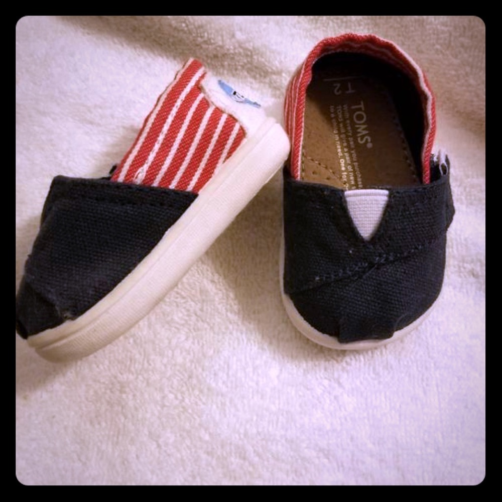 Baby toms