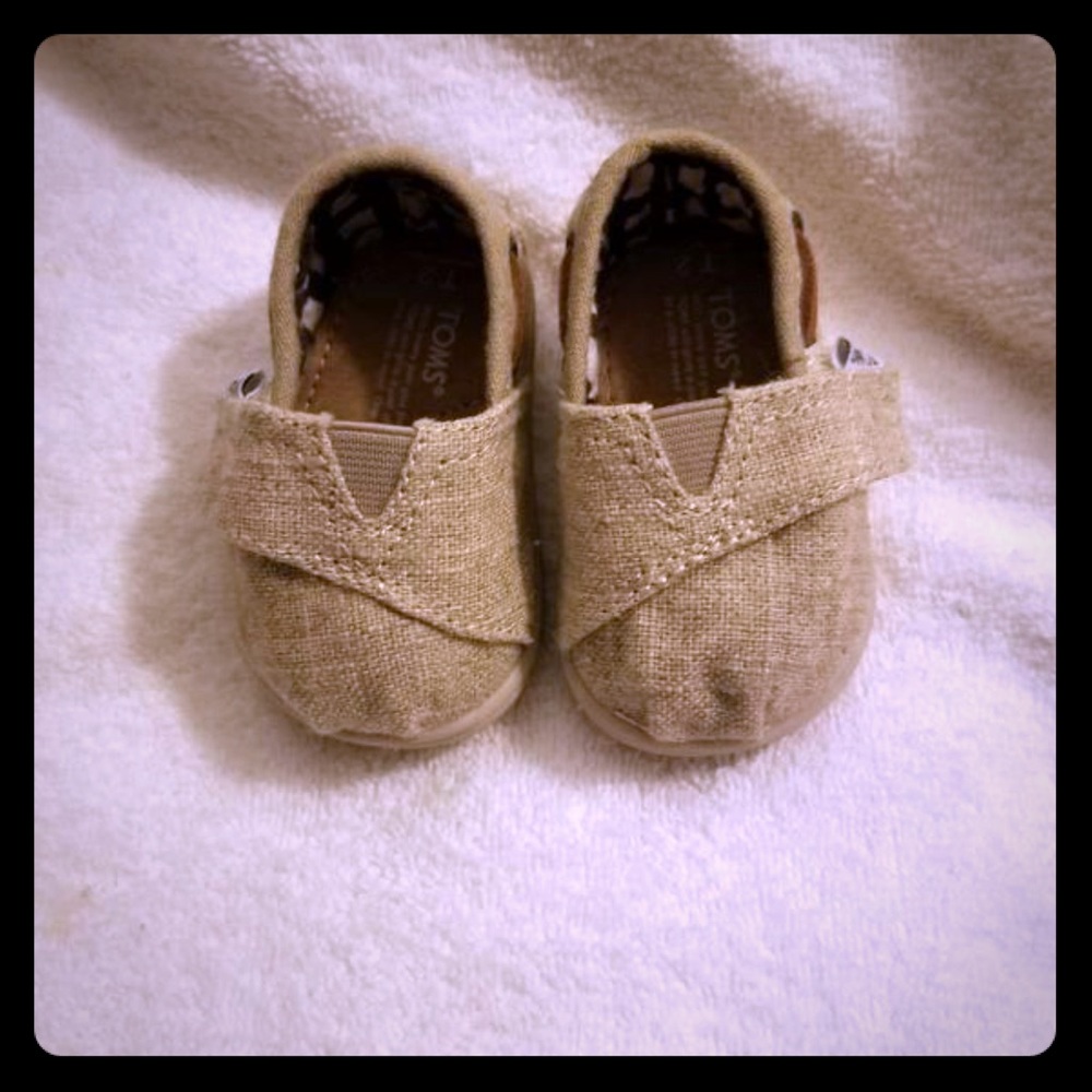 Baby shoes