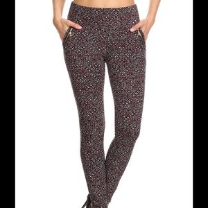 Wine & Black Patterned Legging With Zippers