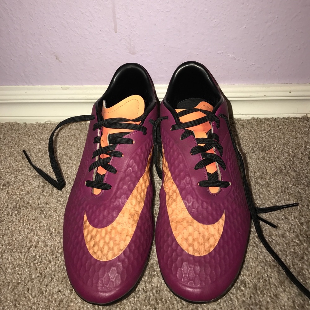 Nike Hyper Venom Soccer Cleats