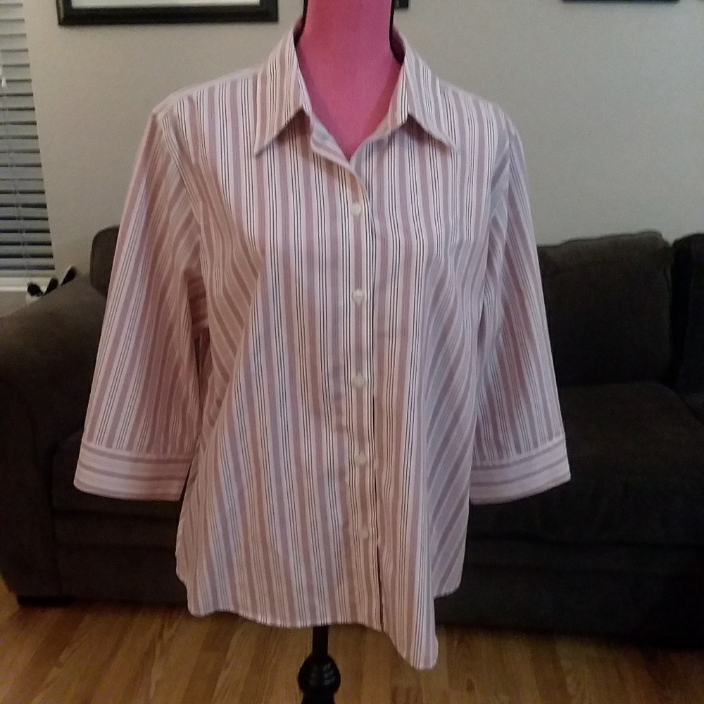 Sale! Eddie Bauer Women's 3 quarter sleeve top