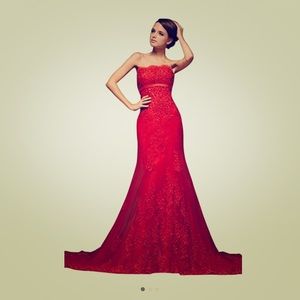 Strapless Red Formal. NEW Without Tags.