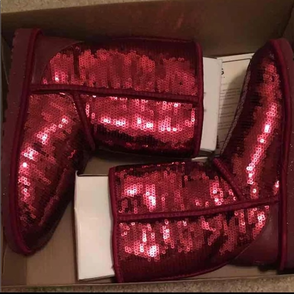 NWB Red Sequin Uggs, size 5