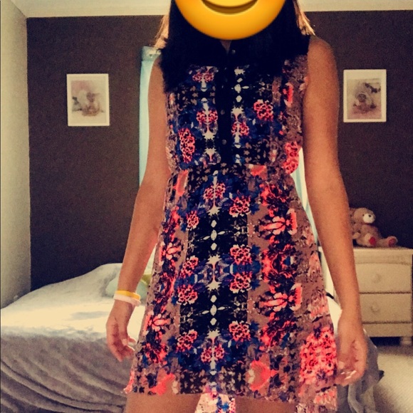 Indulge - Picture 4 of 4