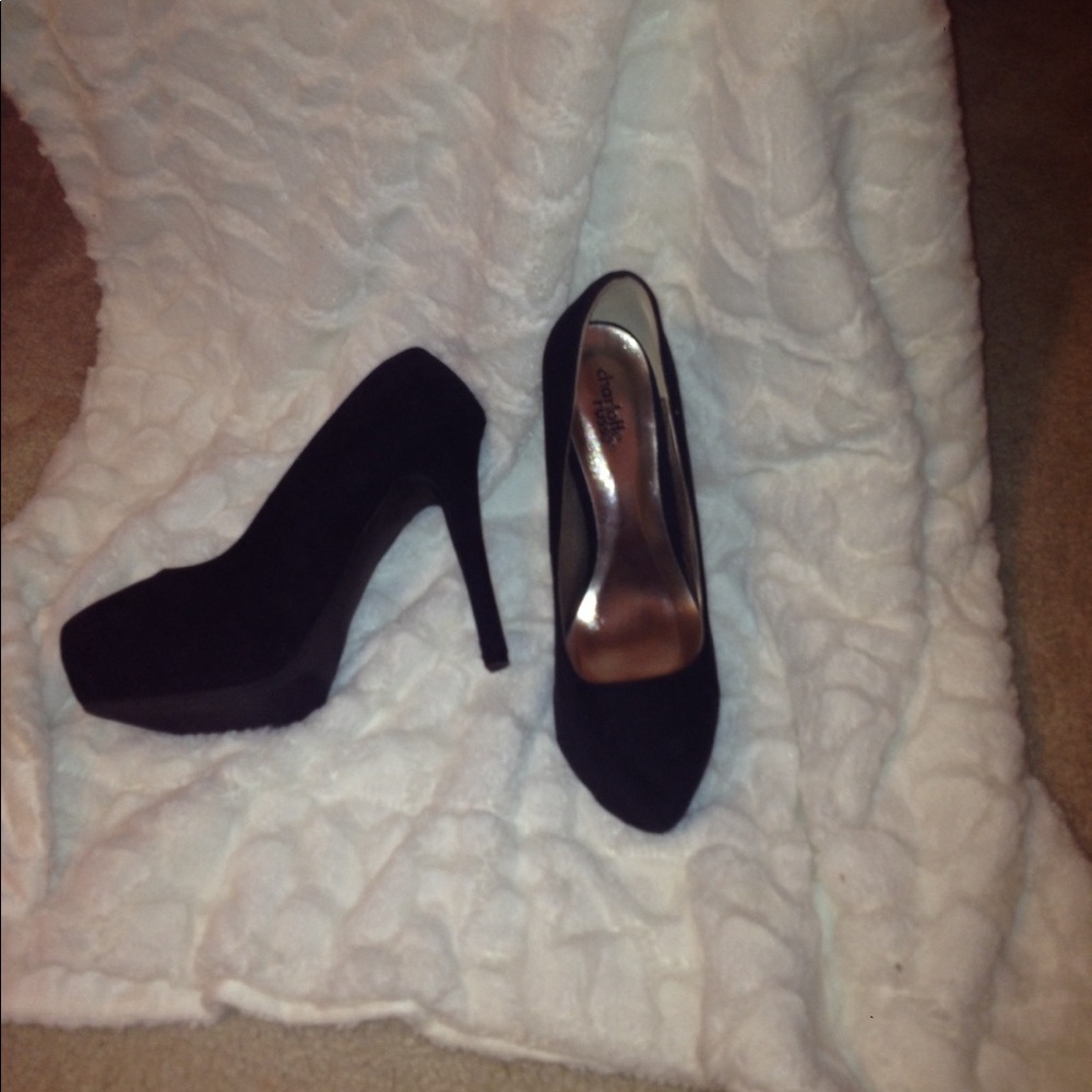 WORN ONCE Black Heels - 4inch