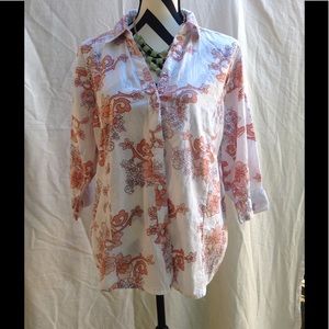 Floral button up blouse🌻