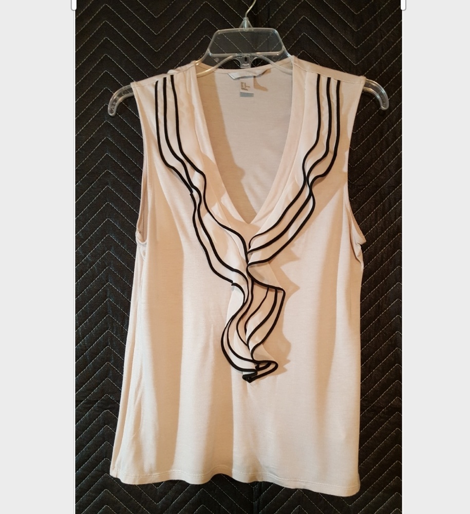 H & M Ruffled front tank