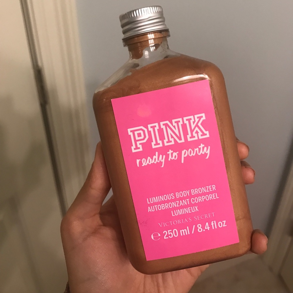 PINK Luminous Body Bronzer