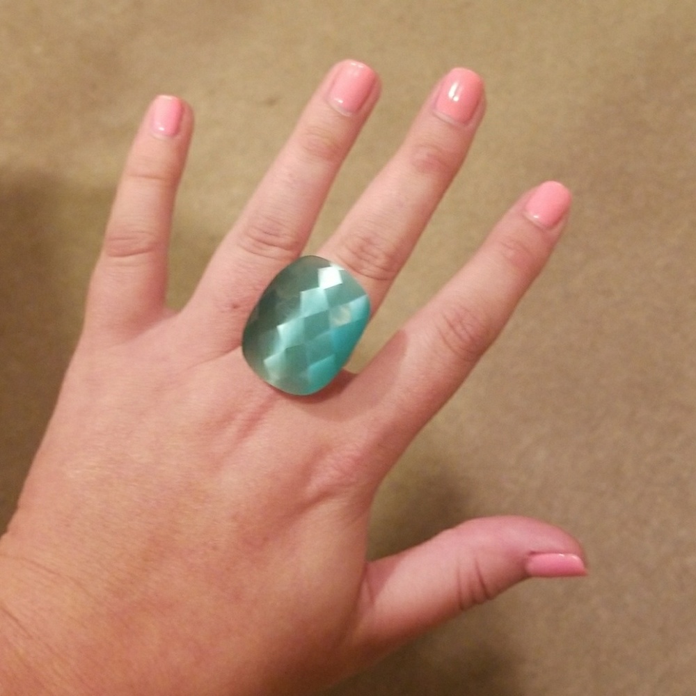 Green Multi-Faceted Statement Ring - image 3