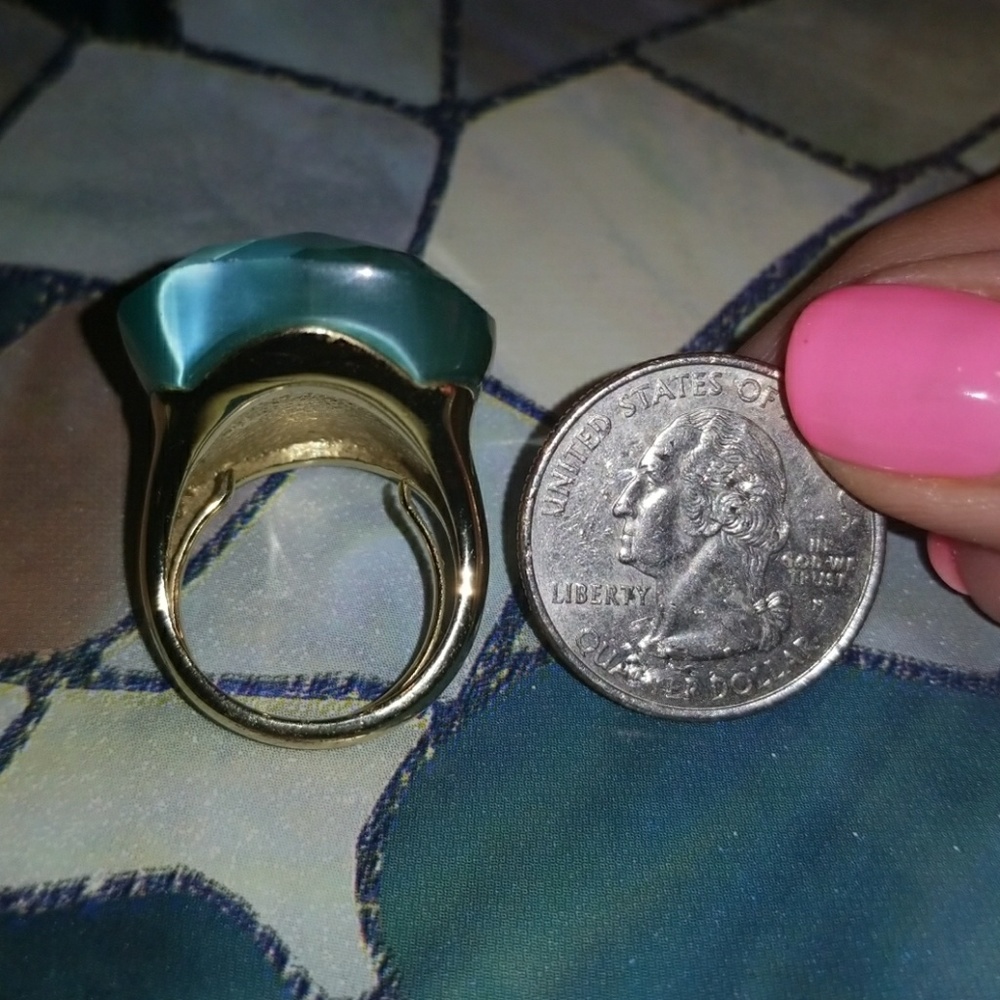 Green Multi-Faceted Statement Ring - image 8