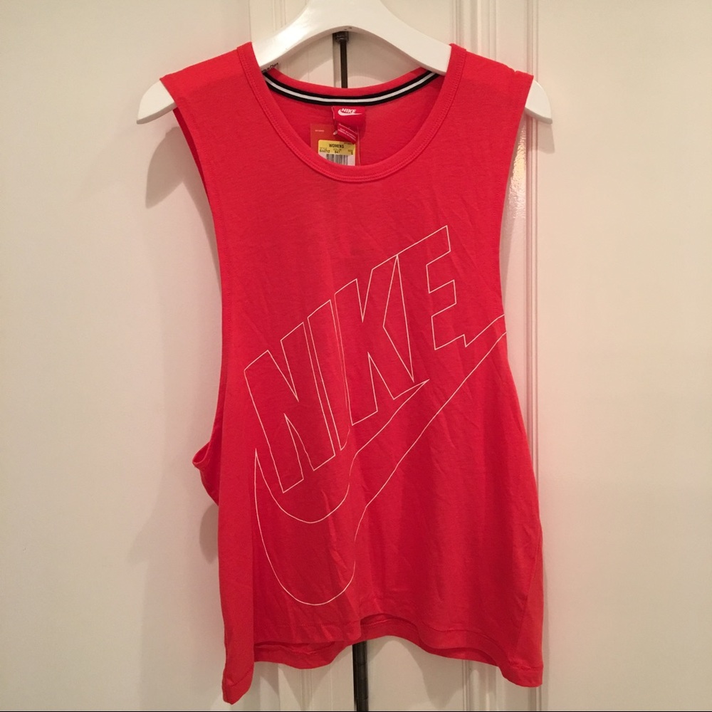 NIKE muscle tank top-BRAND NEW
