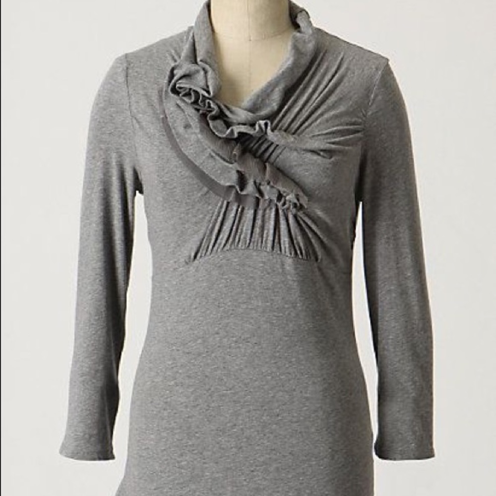 Anthropologie Ric Rac grey ruffle top xs