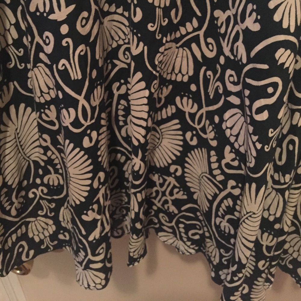 Dress - Picture 4 of 4