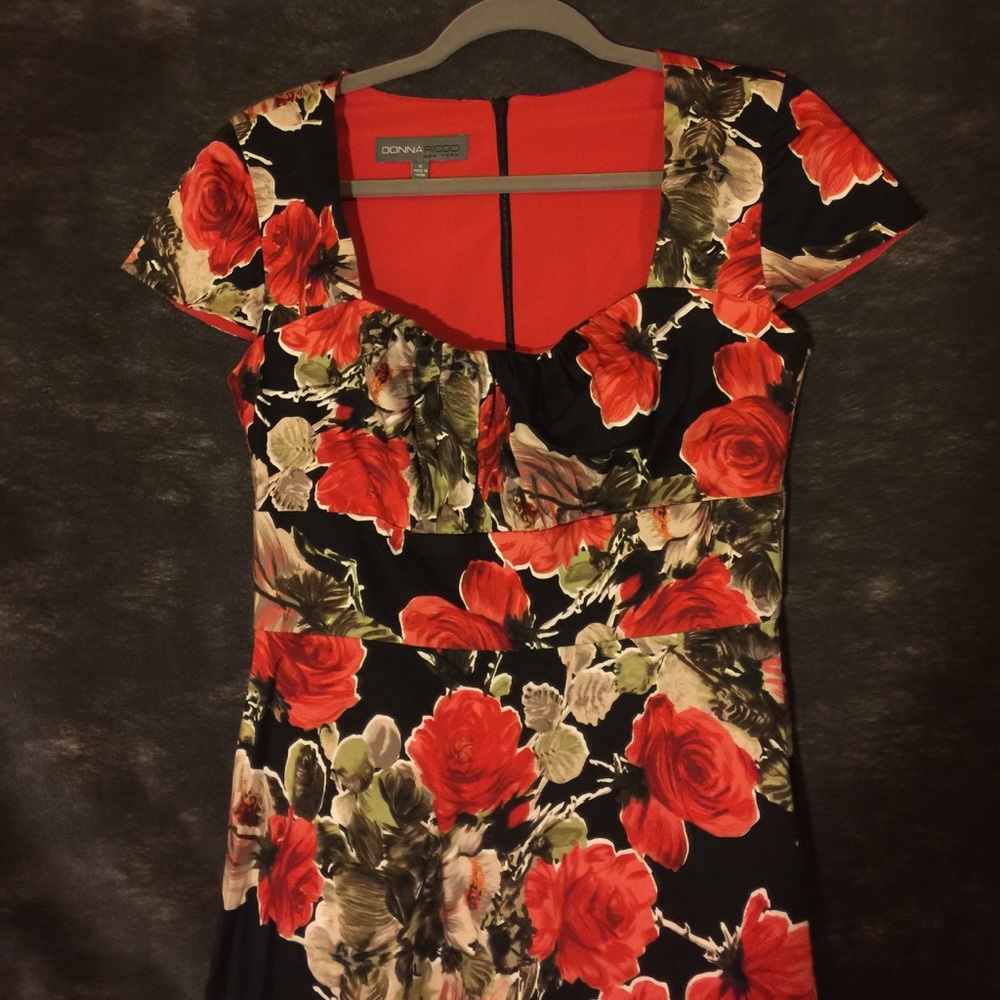 Flowered dress on black