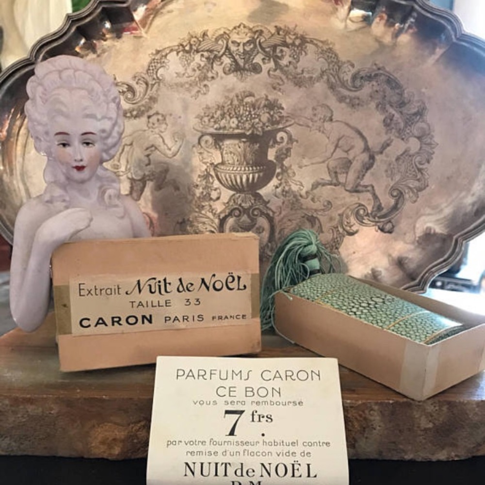 Caron Nuit de Noel 1920s French perfum extrait 1oz