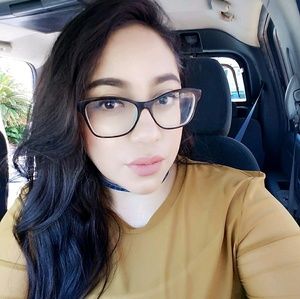 Meet your Posher, Nancy