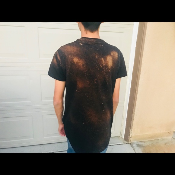 " Bleach dyed" zipper side tshirt - Picture 6 of 7