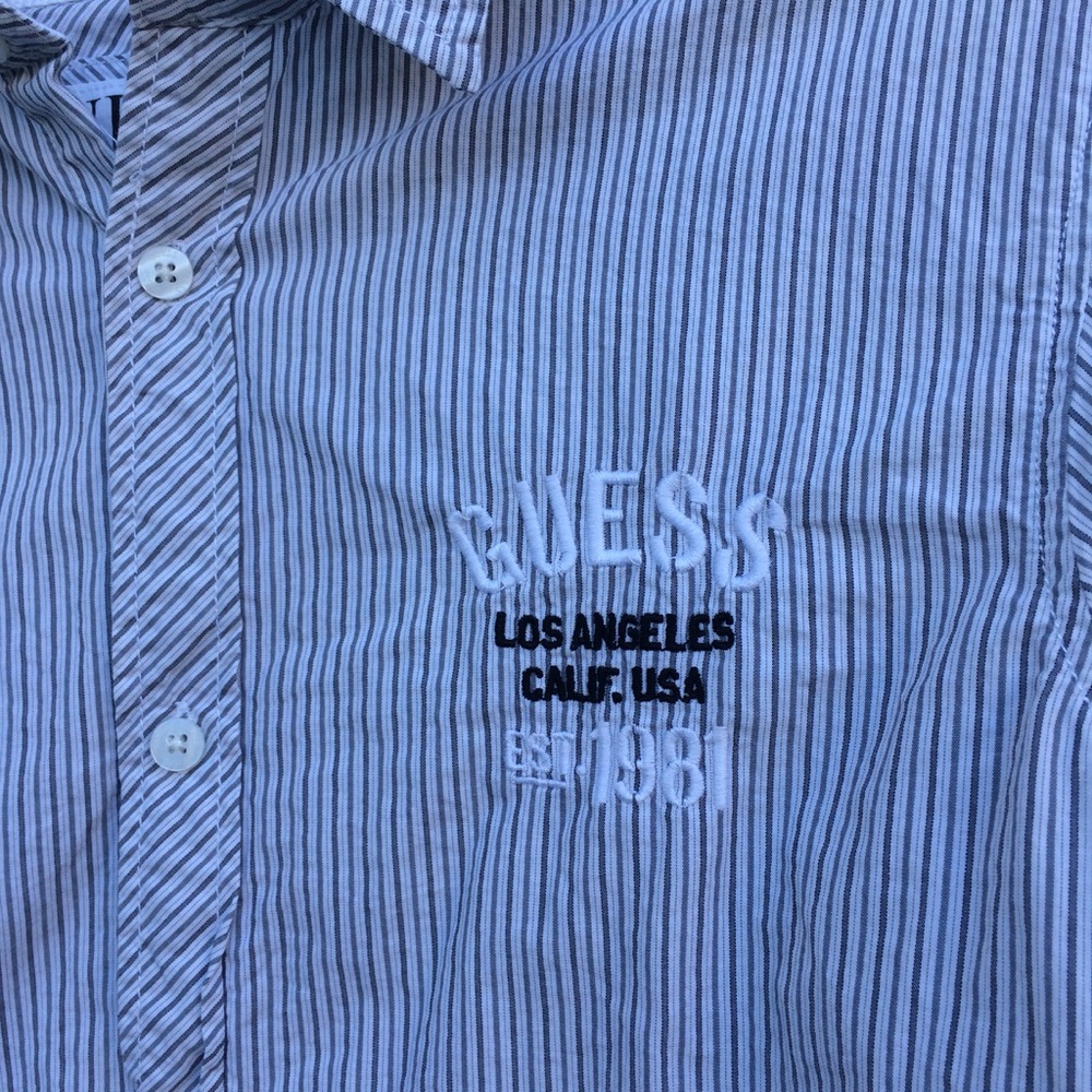 Guess button down! - Picture 2 of 5
