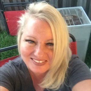 Meet your Posher, Christine