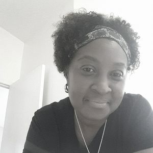 Meet your Posher, Simone