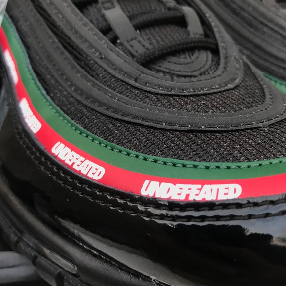 Nike x undefeated Airmax 97