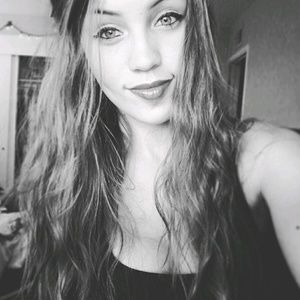 Meet your Posher, Ashlynn