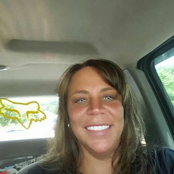 Meet your Posher, Charlene - Picture 1 of 1