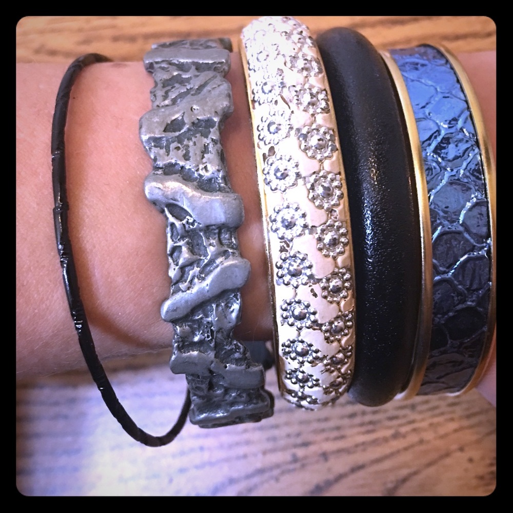 Bundle of 5 Miscellaneous Bangles
