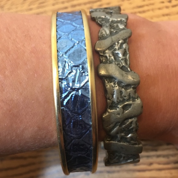 Bundle of 5 Miscellaneous Bangles - Picture 3 of 4