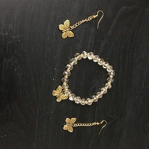 Earrings and bracelet set
