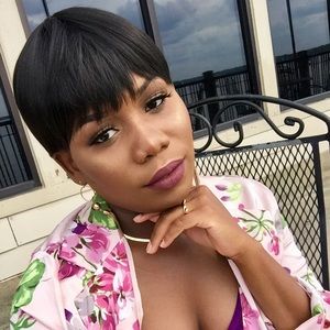 Meet the Posher Other - Meet your Posher, Myeshia Meet the Posher Other - Meet your Posher, Myeshia