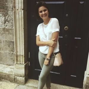 Meet your Posher, Hannah