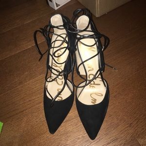 95% new Helaine Black Suede Size 6M