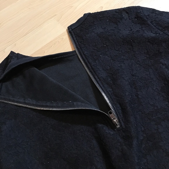 Patch lace black sweatshirt - Picture 4 of 5