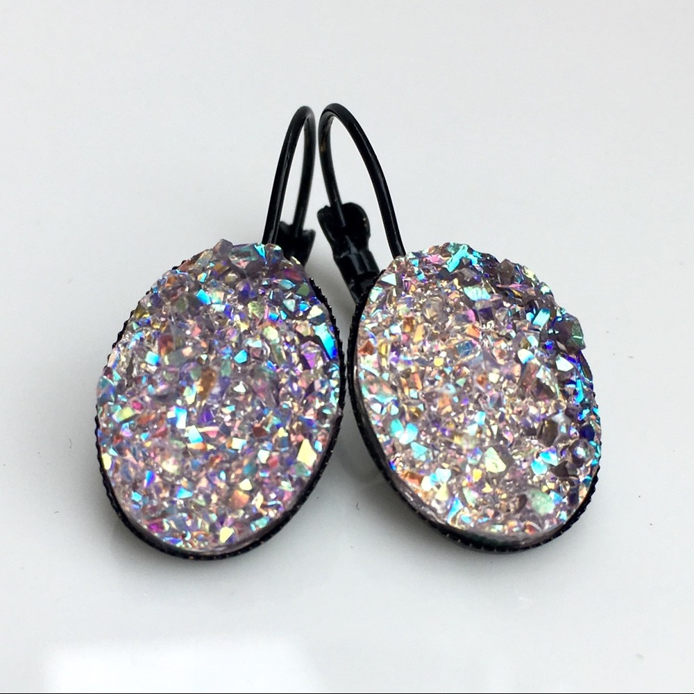 3 for 20⚡️Lavender Iridescent faux druzy earrings - Picture 4 of 7