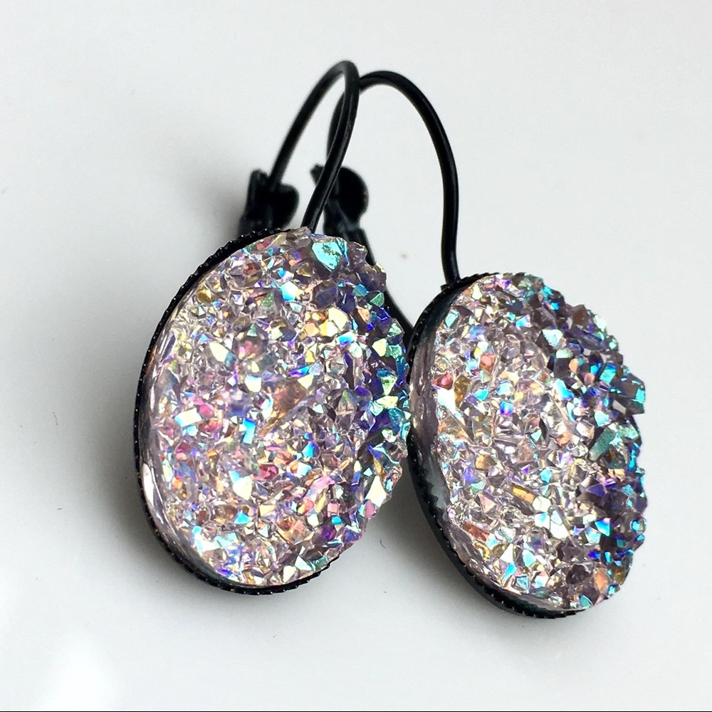 3 for 20⚡️Lavender Iridescent faux druzy earrings - Picture 5 of 7