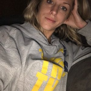 Meet your Posher, Cara