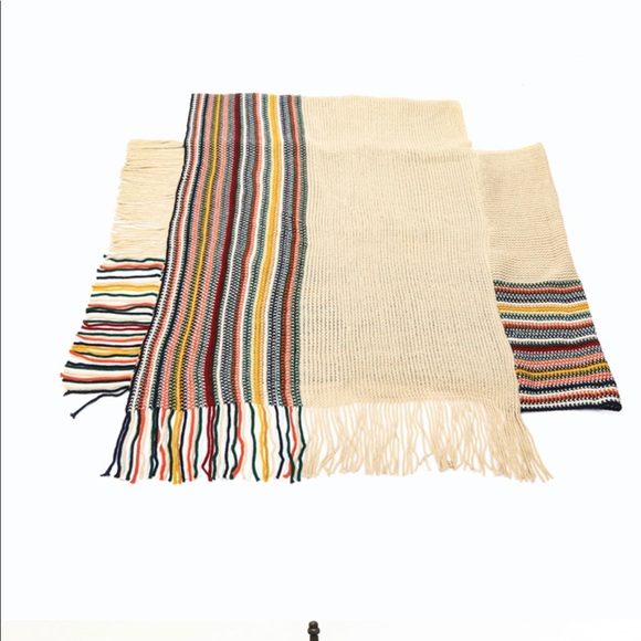 ❤️ HP ❤️ Sale! 1 left! Colorful poncho OSFM - Picture 8 of 8