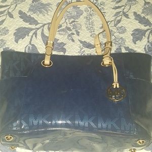 Michael Kors tote