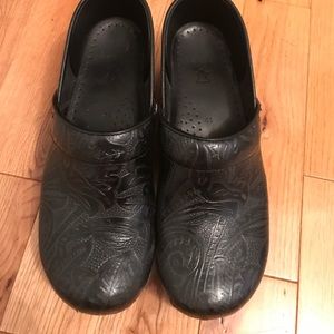 Dansko size 41