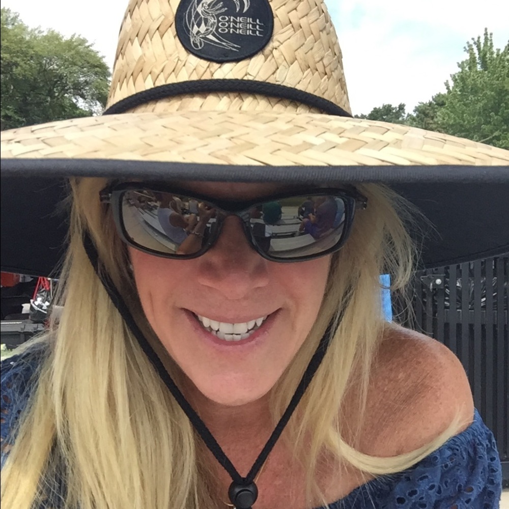 Meet your Posher, Cheryl