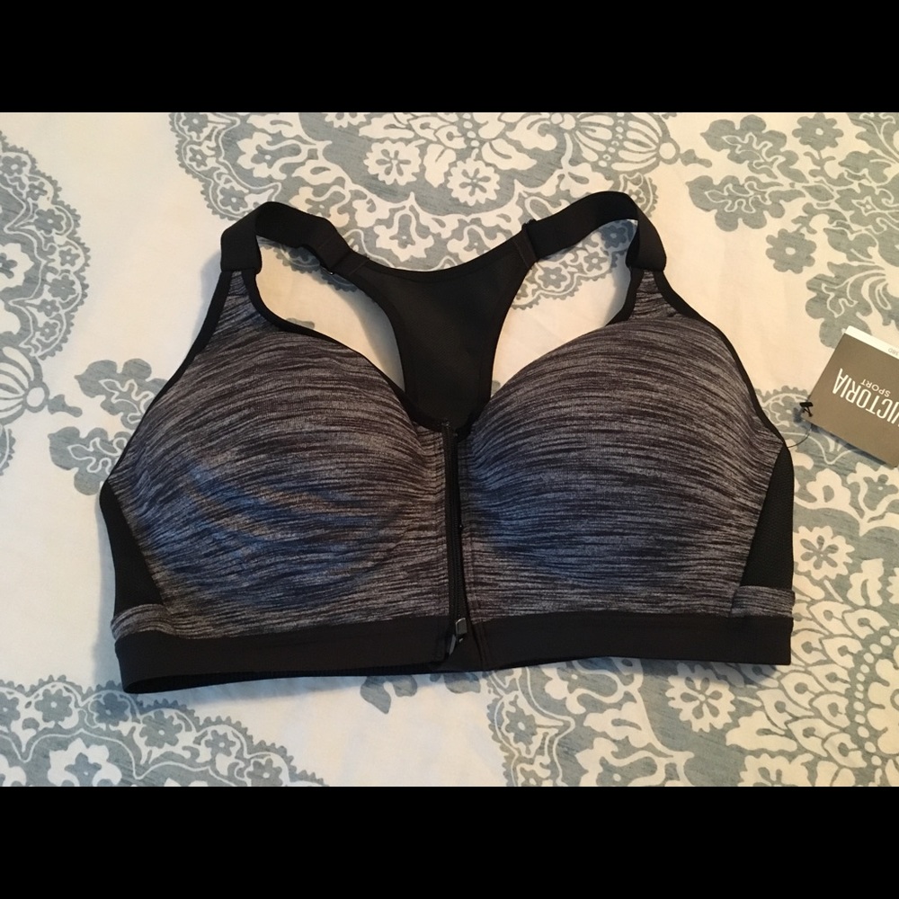 NWT Victoria's Secret Incredible sports bra 38D